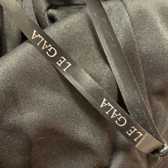 Le Gala Dress - Picture 15 of 15